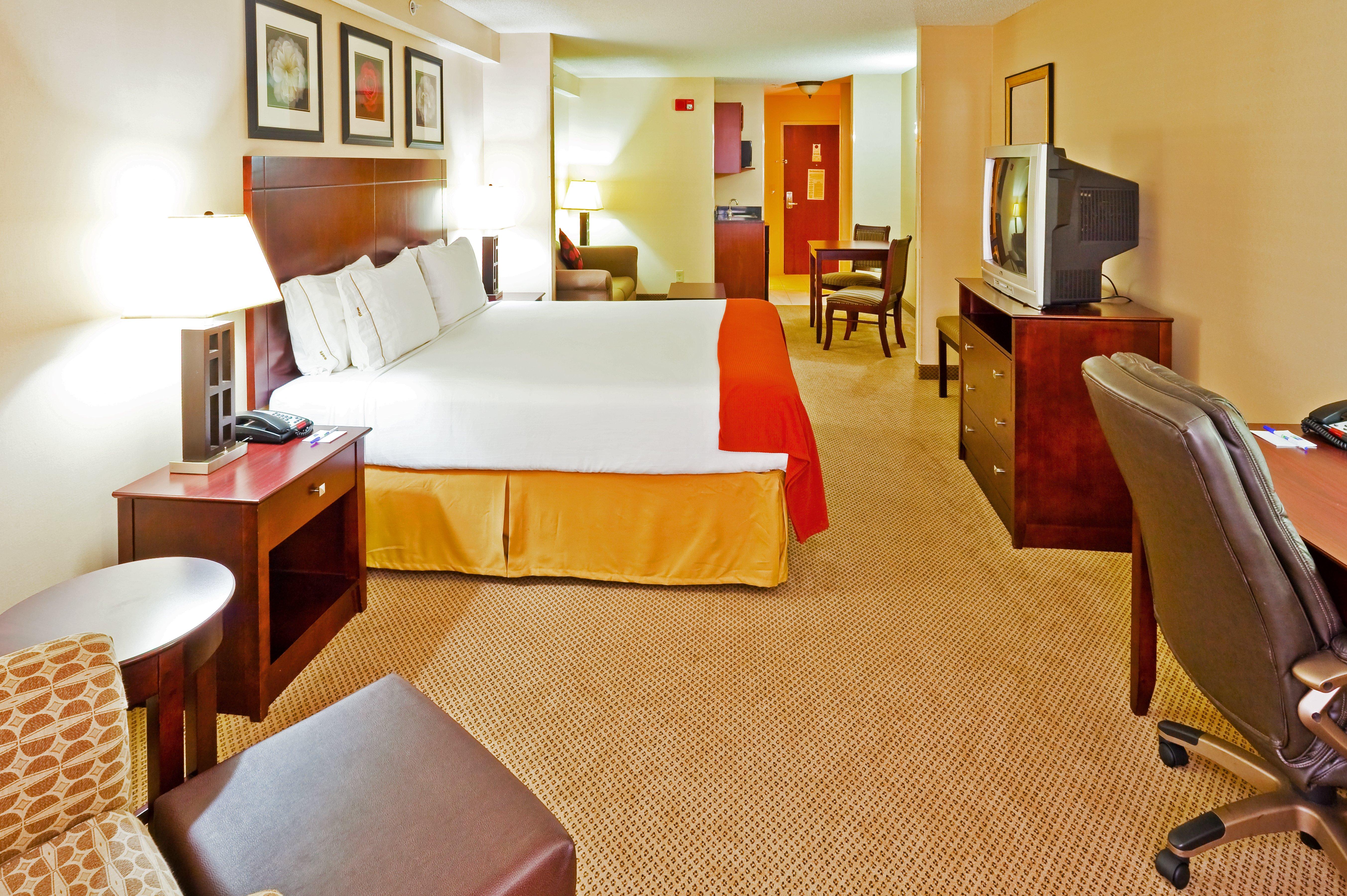 Holiday Inn Express Hotel & Suites Dickson By Ihg Екстериор снимка