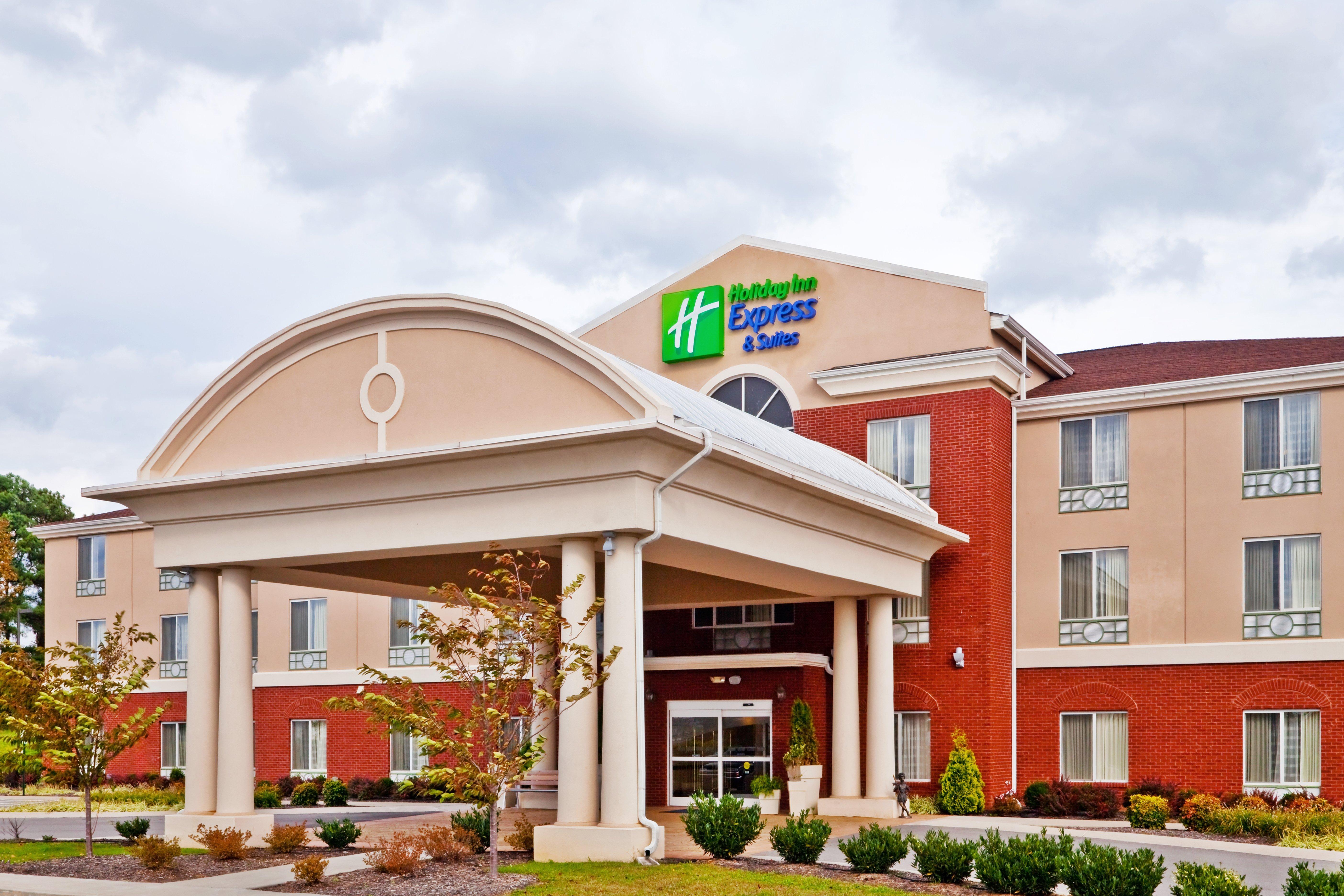 Holiday Inn Express Hotel & Suites Dickson, An Ihg Hotel Екстериор снимка